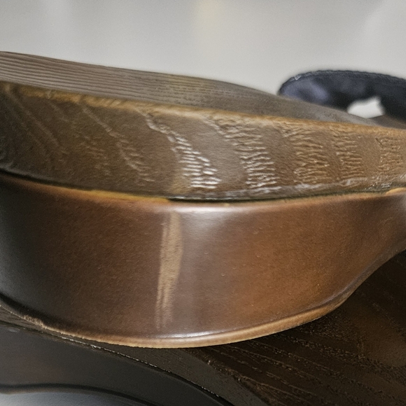 Dr Scholl's Advanced Comfort Vinyl Sandals - Picture 6 of 12